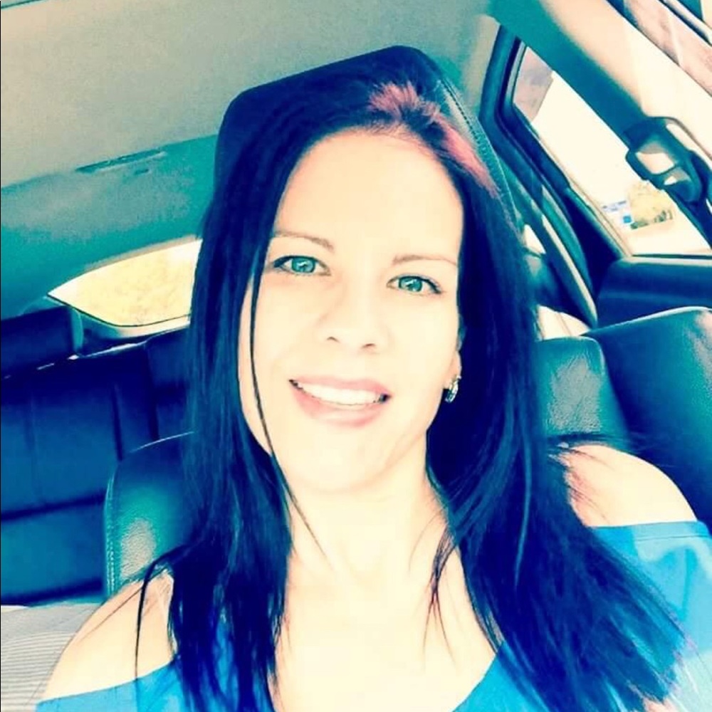 Meet your Posher, Christina